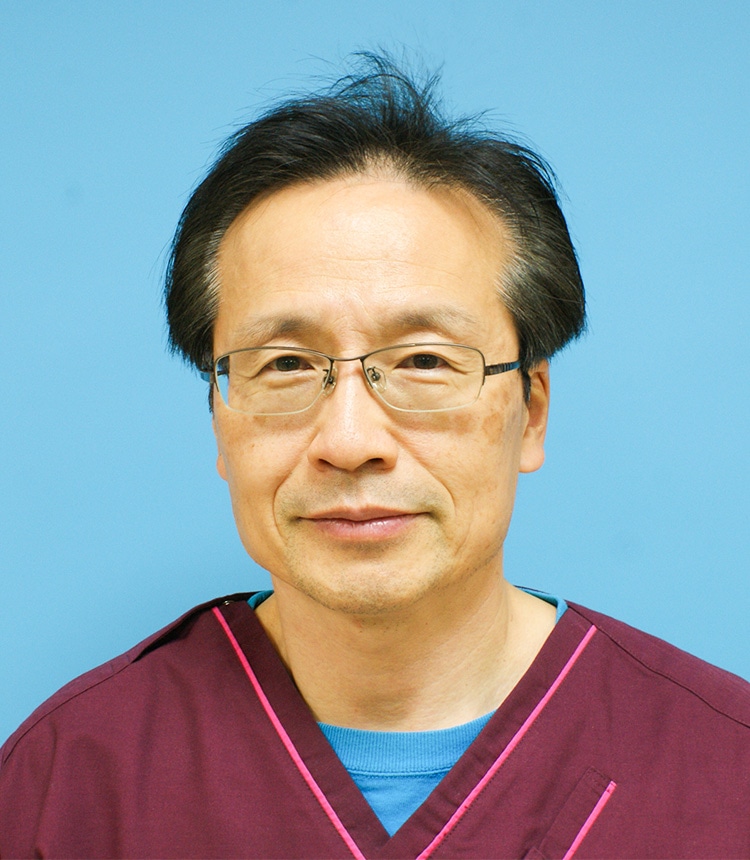 マナベ矯正歯科院長 真鍋 淳
